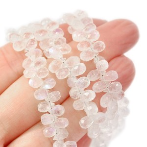 Jak wybrać autentyczną biżuterię z kamieniem księżycowym?